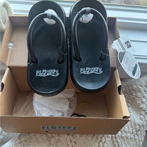 Women’s Black Flip Flops